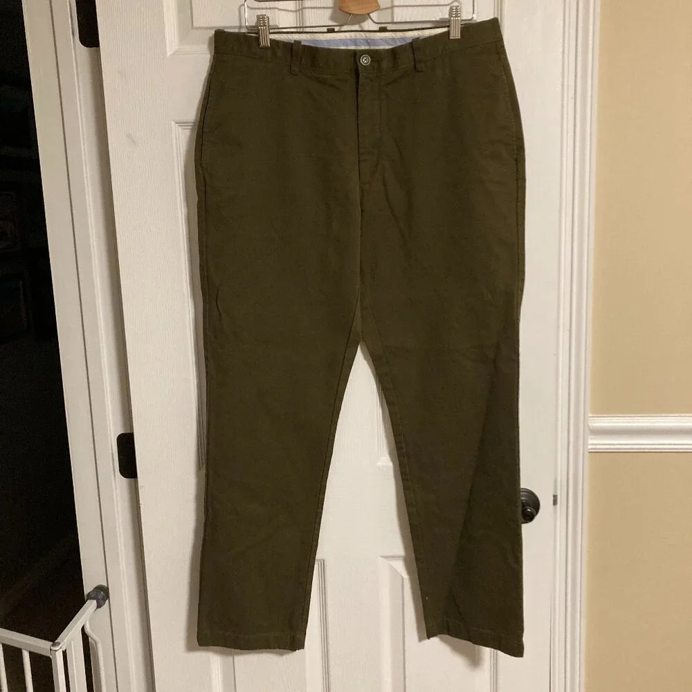 J. Crew Essential 1040 Athletic Fit Chino Pants Olive Green 35x32 100% Cotton